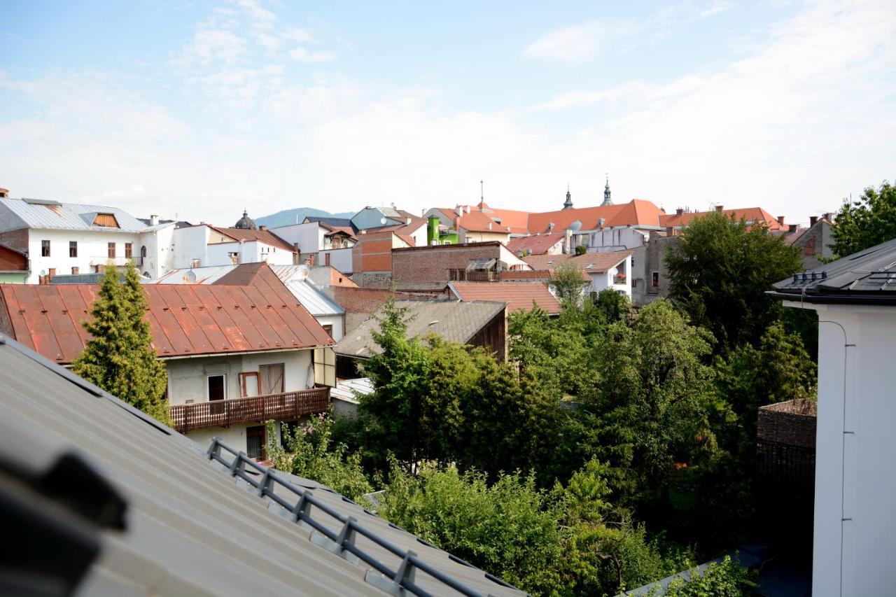 Premium apartment near Banská Bystrica square with two big bedrooms Exterior foto