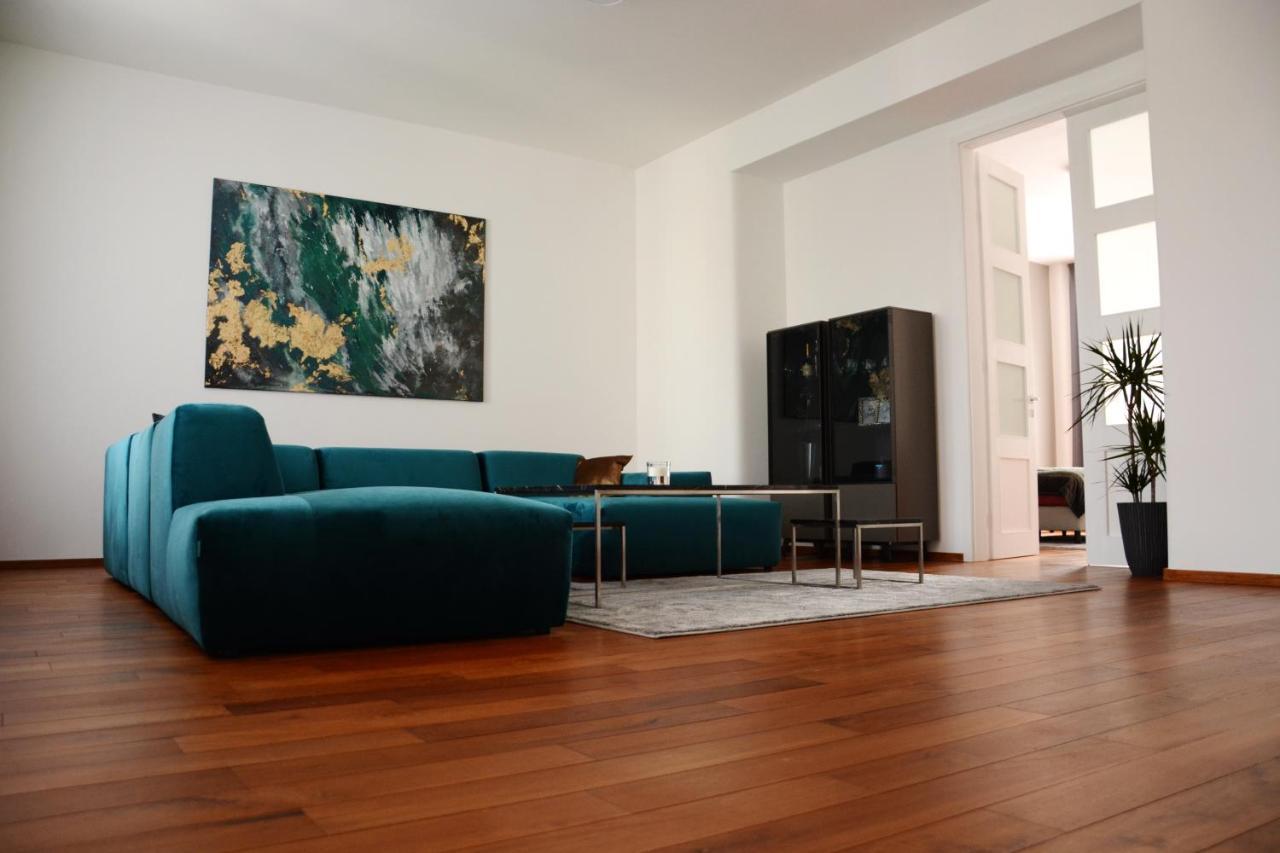 Premium apartment near Banská Bystrica square with two big bedrooms Exterior foto