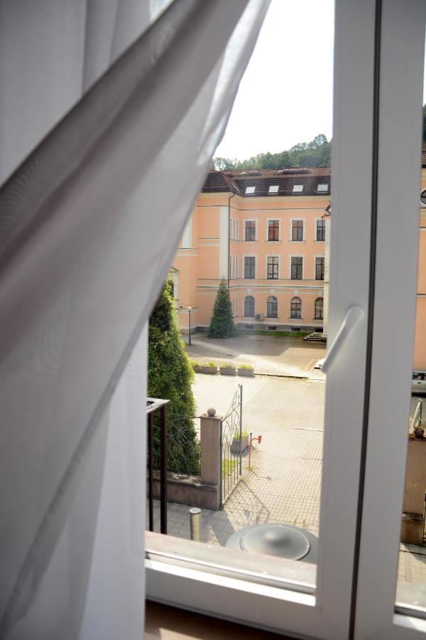 Premium apartment near Banská Bystrica square with two big bedrooms Exterior foto
