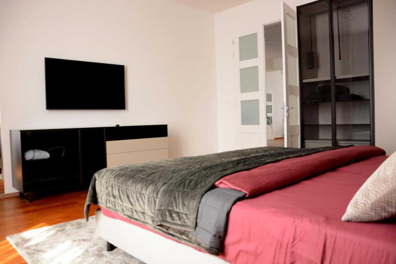 Premium apartment near Banská Bystrica square with two big bedrooms Exterior foto