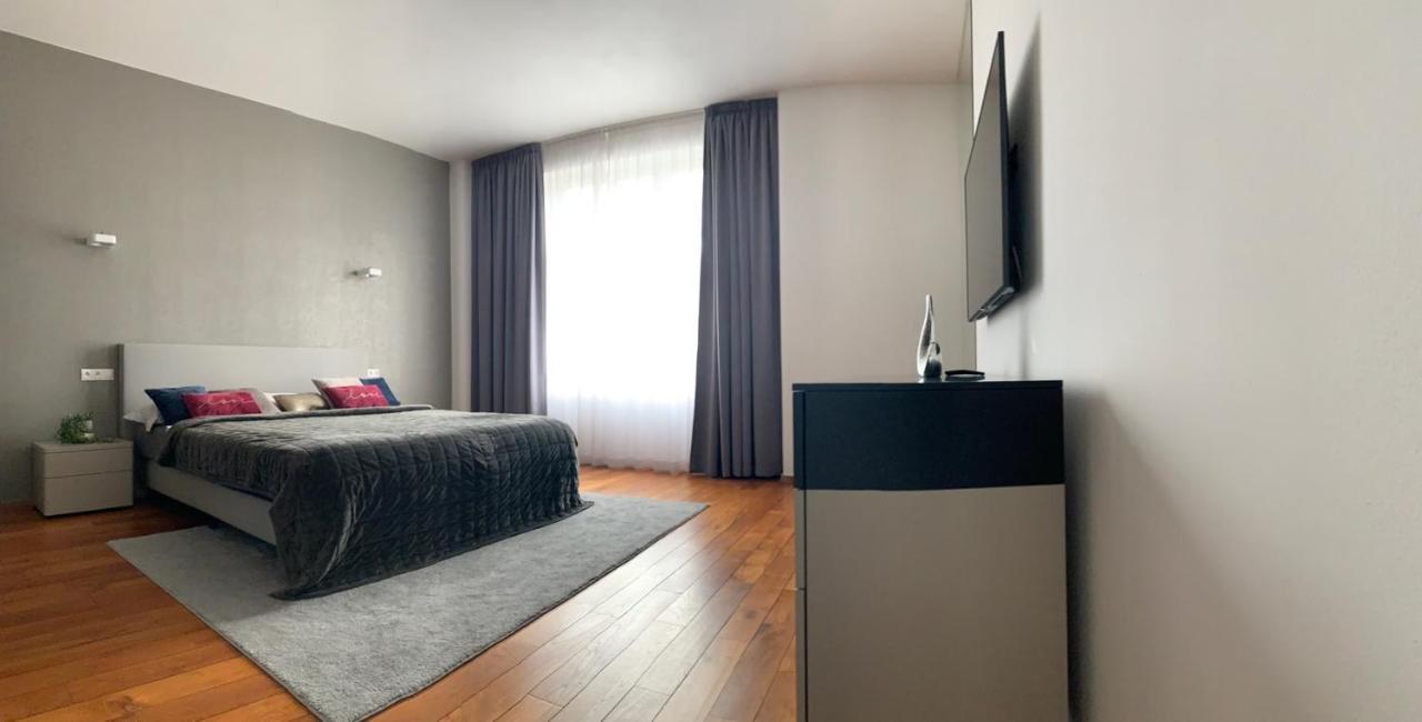 Premium apartment near Banská Bystrica square with two big bedrooms Exterior foto